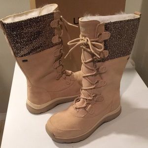ugg atlason frill